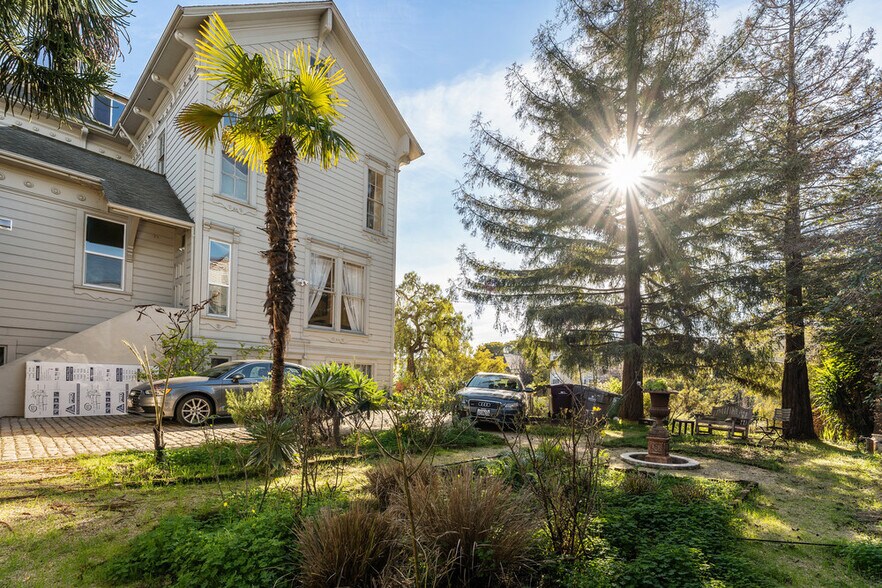 More Photos Of 1218 E 21st St, Oakland Apartments For Sale