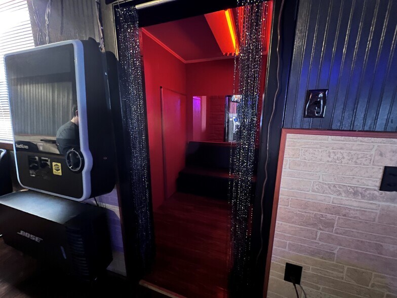 More Photos Of 4215 E Monument St, Baltimore Sports And Entertainment For Sale