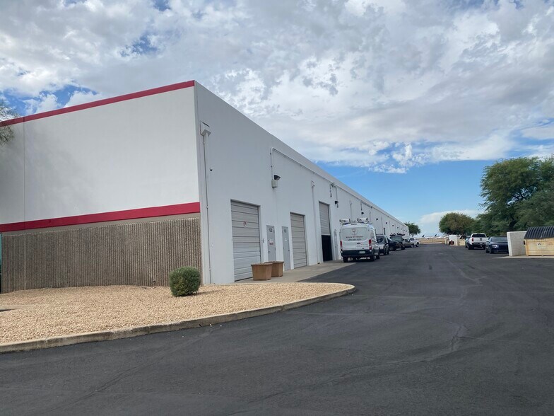 More Photos Of 3673 S Bullard Ave, Goodyear Warehouse For Lease