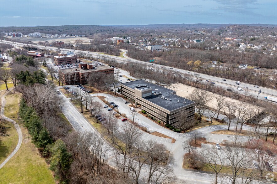 More Photos Of 400 Unicorn Park Dr, Woburn Office For Lease