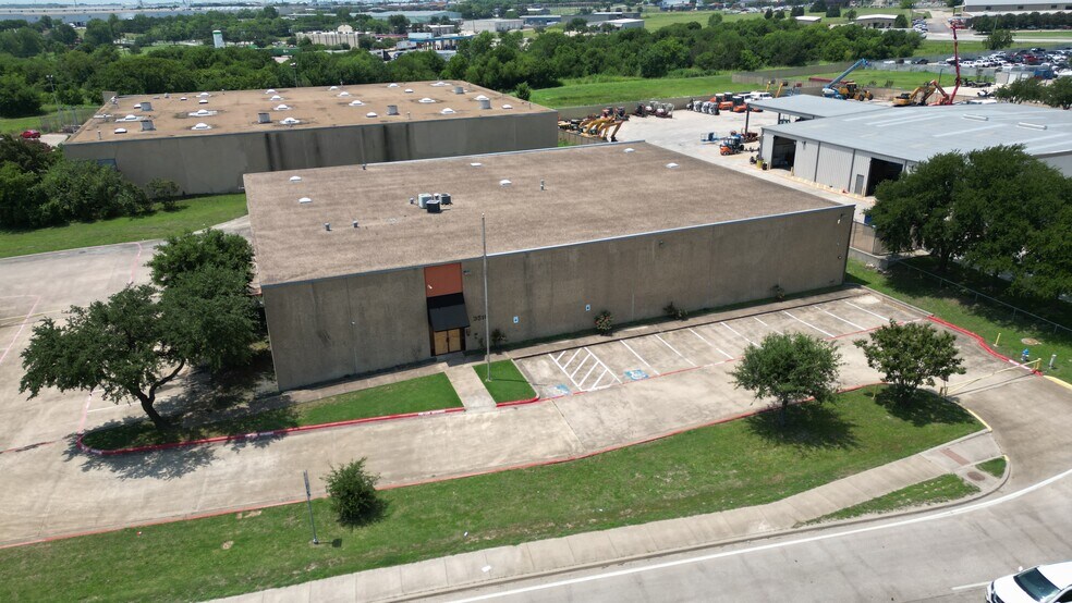 More Photos Of 3510 US Highway 80 E, Mesquite Warehouse For Lease
