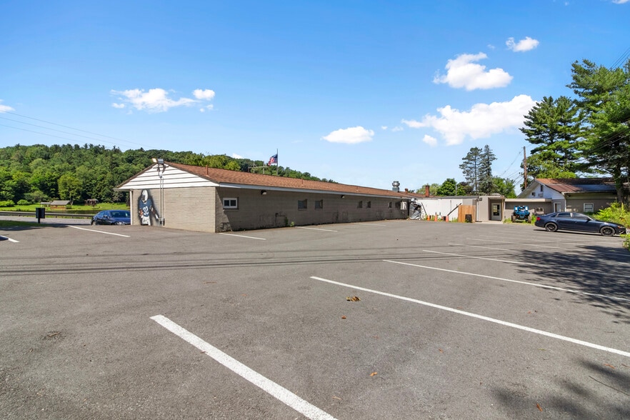 More Photos Of 1535 Port Matilda Hwy, Philipsburg Hotel For Sale