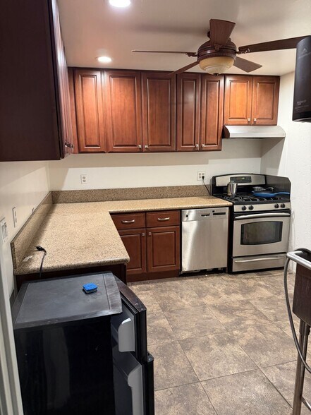 More Photos Of 15044 Proctor Ave, City of Industry Manufacturing For Sale