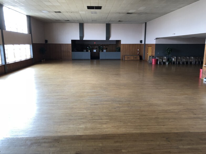 More Photos Of 1700 Industrial Hwy, Pottstown Schools For Sale