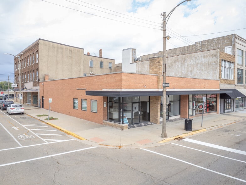 Primary Photo Of 26-30 W Stephenson St, Freeport General Retail For Sale