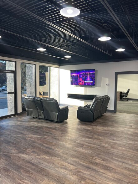 More Photos Of 1201 N Ashley St, Valdosta Auto Repair For Sale