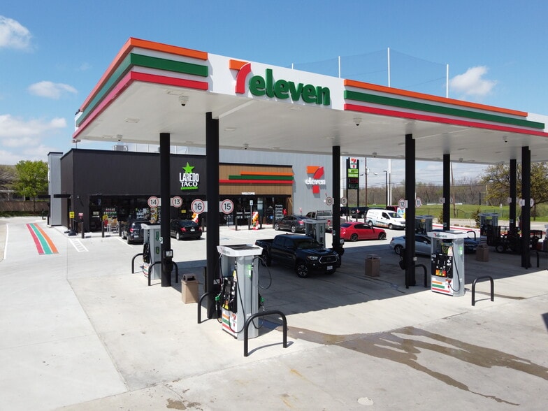 Primary Photo Of 6769 Abrams Rd, Dallas Service Station For Sale