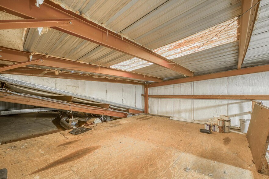 More Photos Of 1014 Creighton Rd, Pensacola Flex For Lease