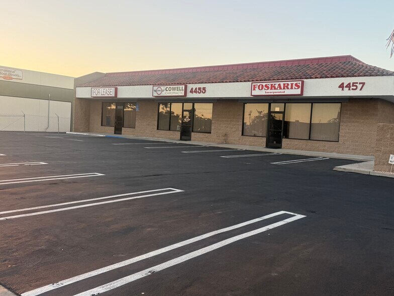 More Photos Of 4453-4457 E La Palma Ave, Anaheim Freestanding For Lease