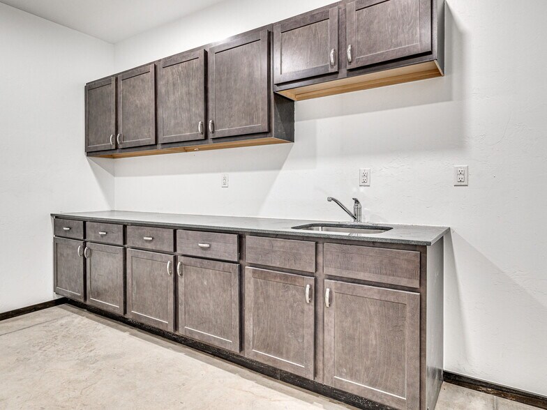 More Photos Of 11900 S Meridian, Oklahoma City Warehouse For Sale