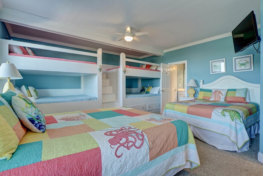 More Photos Of 2068 New River Inlet Rd, North Topsail Beach Apartments For Sale