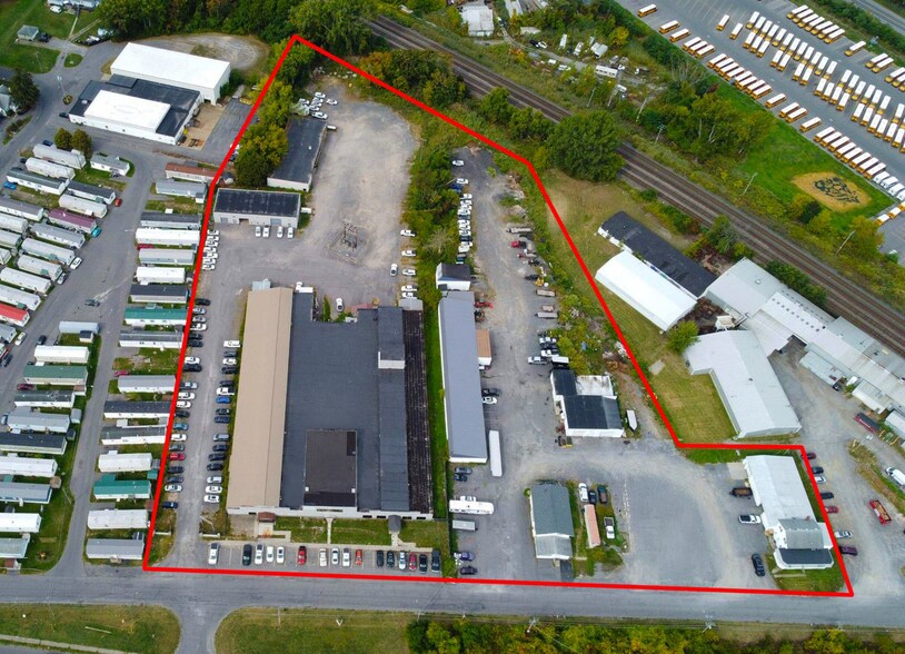 Primary Photo Of 1811 LeMoyne Ave, Syracuse Warehouse For Lease