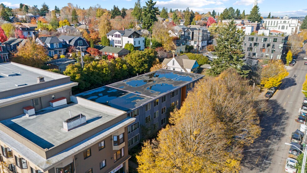 More Photos Of 507 19th Ave E, Seattle Apartments For Sale