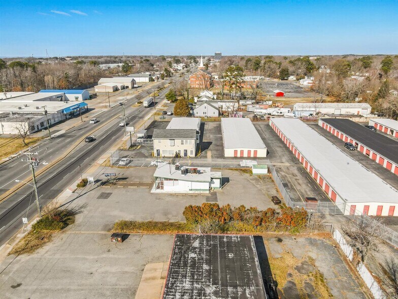 More Photos Of 5862 Jefferson Ave, Newport News Freestanding For Sale