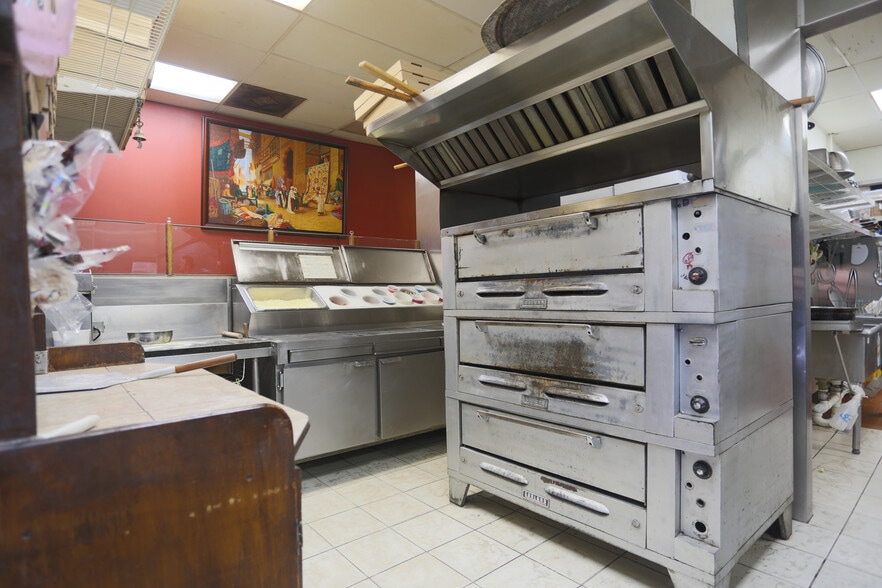 More Photos Of 801 W Broad St, Richmond Restaurant For Sale