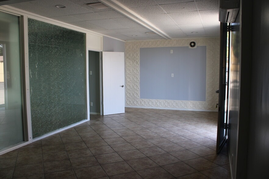 More Photos Of 5858 Magnolia Ave, Riverside Office For Lease