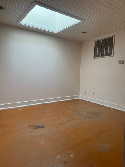 More Photos Of 316 W Broughton Ln, Savannah Loft Creative Space For Lease