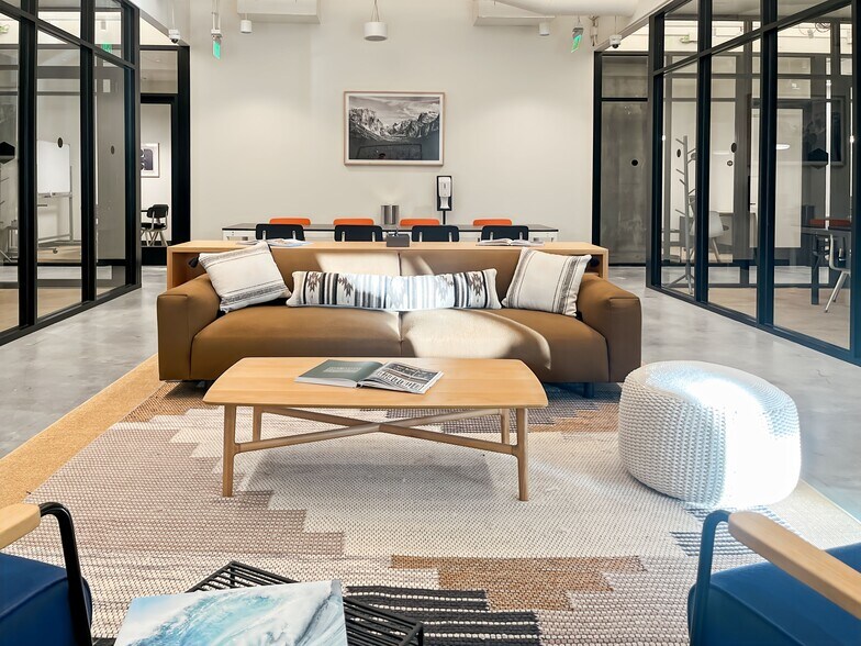 More Photos Of 101 E Washington St, Phoenix Coworking Space