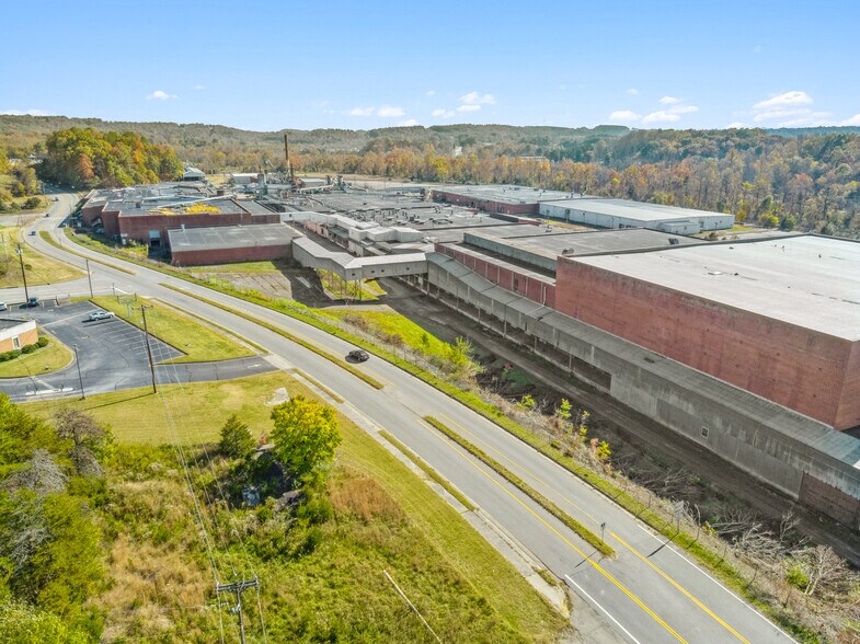 More Photos Of 1641 Fairystone Park Hwy, Stanleytown Warehouse For Sale