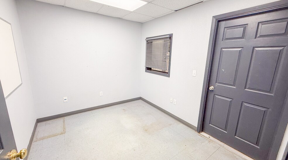 More Photos Of 3611 E State Highway 158, Midland Unknown For Lease