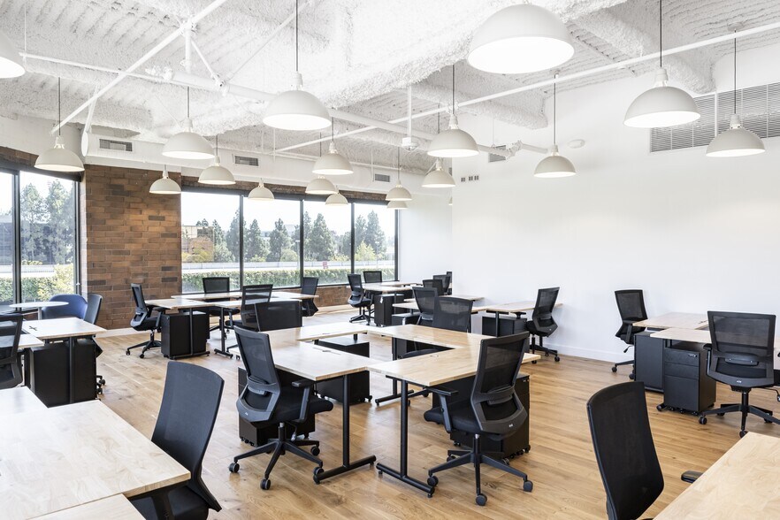 More Photos Of 4041 MacArthur Blvd, Newport Beach Coworking Space