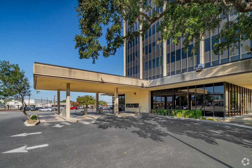 More Photos Of 901 NE Loop 410, San Antonio Unknown For Sale