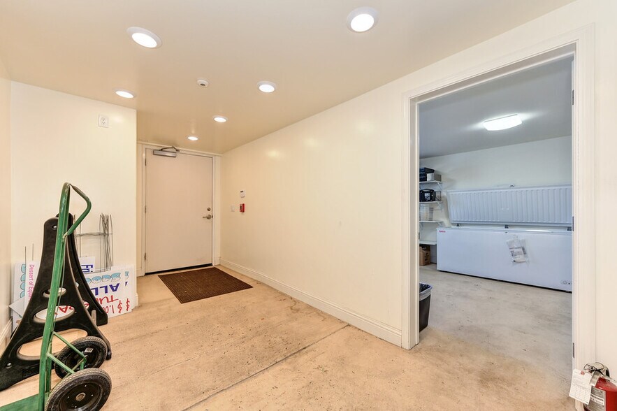 More Photos Of 27 S Main St, Colfax Storefront For Lease