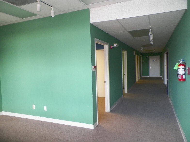 More Photos Of 2424 Old Sterlington Rd, Monroe Freestanding For Lease