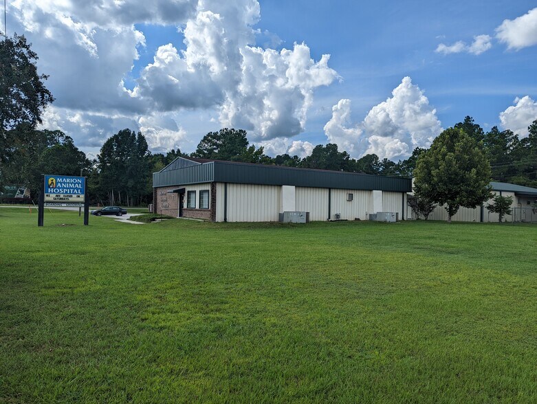 More Photos Of 2608 E Highway 76, Marion General Retail For Sale