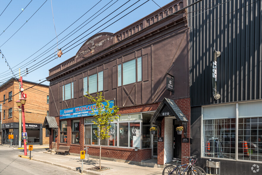 Primary Photo Of 870-898 Rue Notre-Dame O, Montréal Storefront Retail Office For Sale