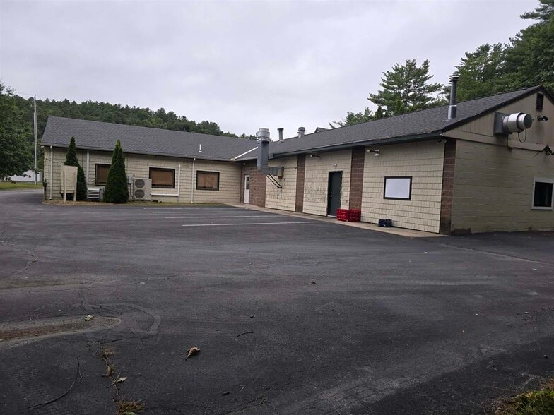 More Photos Of 314 Washington St, Claremont Restaurant For Sale