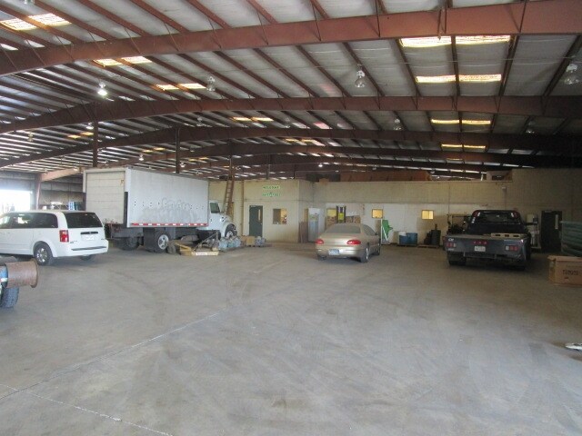 More Photos Of 5820 Millenium, Harlingen Warehouse For Lease