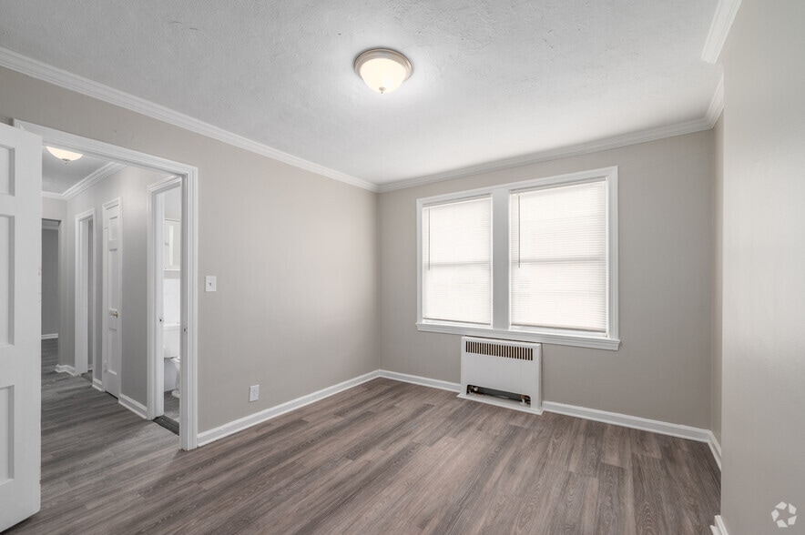 More Photos Of 12700 Shaker Blvd, Cleveland Apartments For Sale