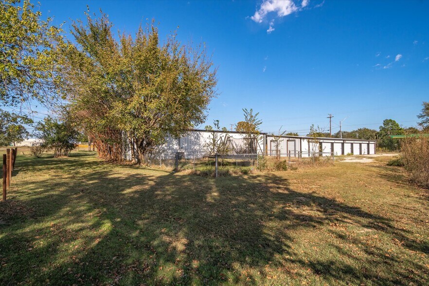 More Photos Of 12431 US Highway 80, Fruitvale Self Storage For Sale