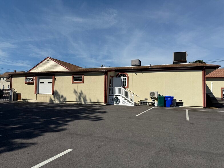 More Photos Of 29 Winter St, Taunton Lodge Meeting Hall For Sale