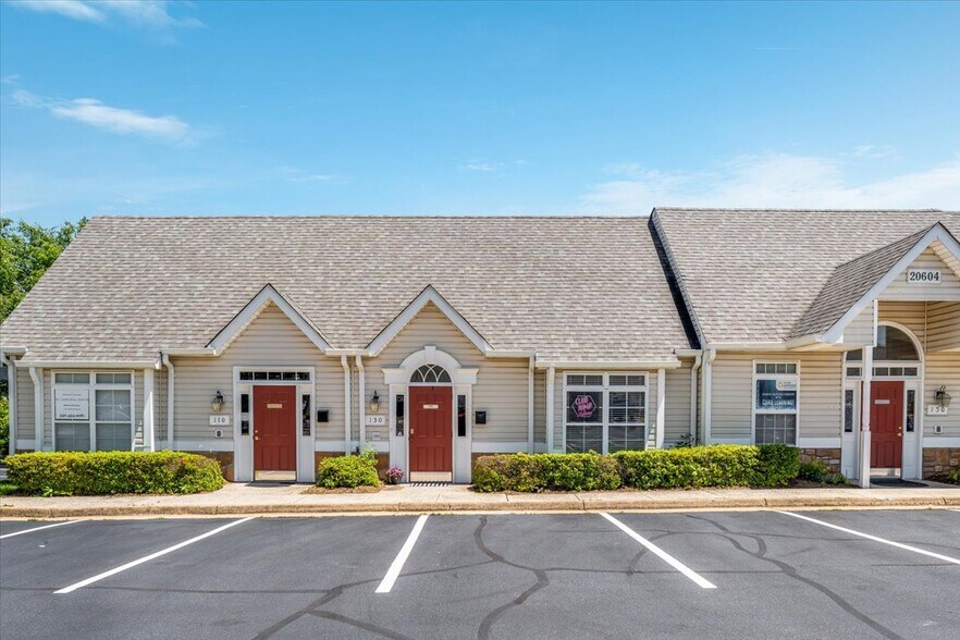 More Photos Of 20604 Gordon Park Sq, Ashburn Medical For Sale