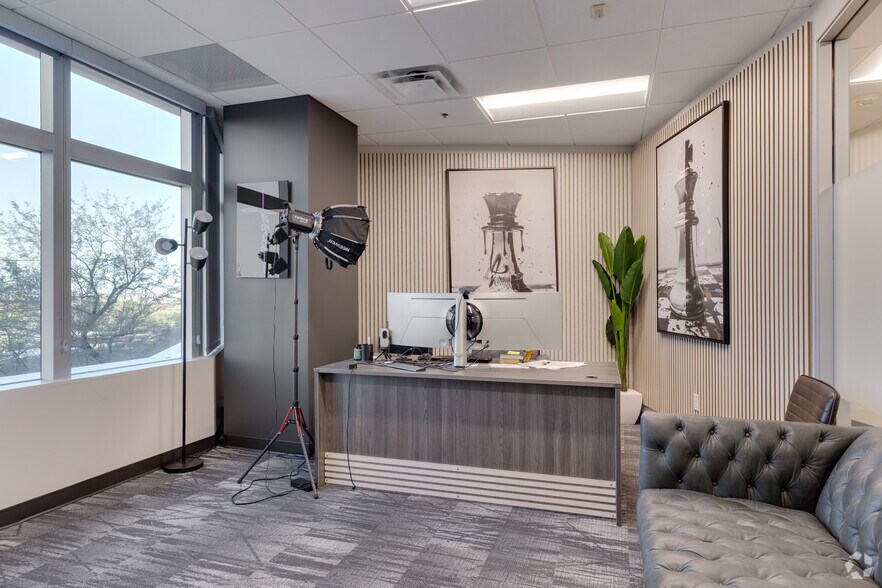 More Photos Of 17851 N 85th St, Scottsdale Office For Lease