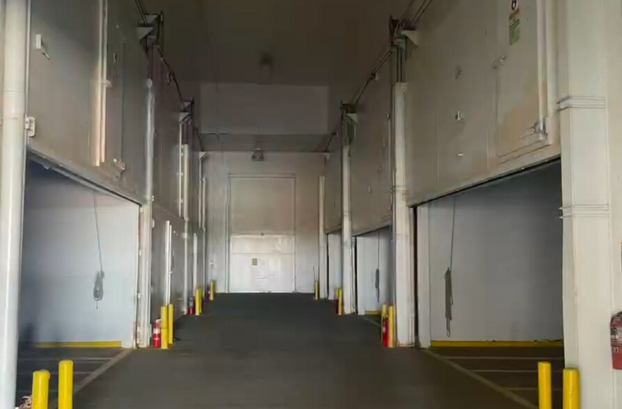 More Photos Of 369 Road 176, Delano Refrigeration Cold Storage For Lease