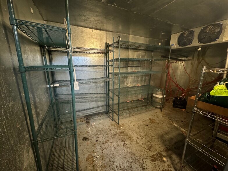 More Photos Of 115 S Main St, Chelsea Storefront Retail Office For Lease