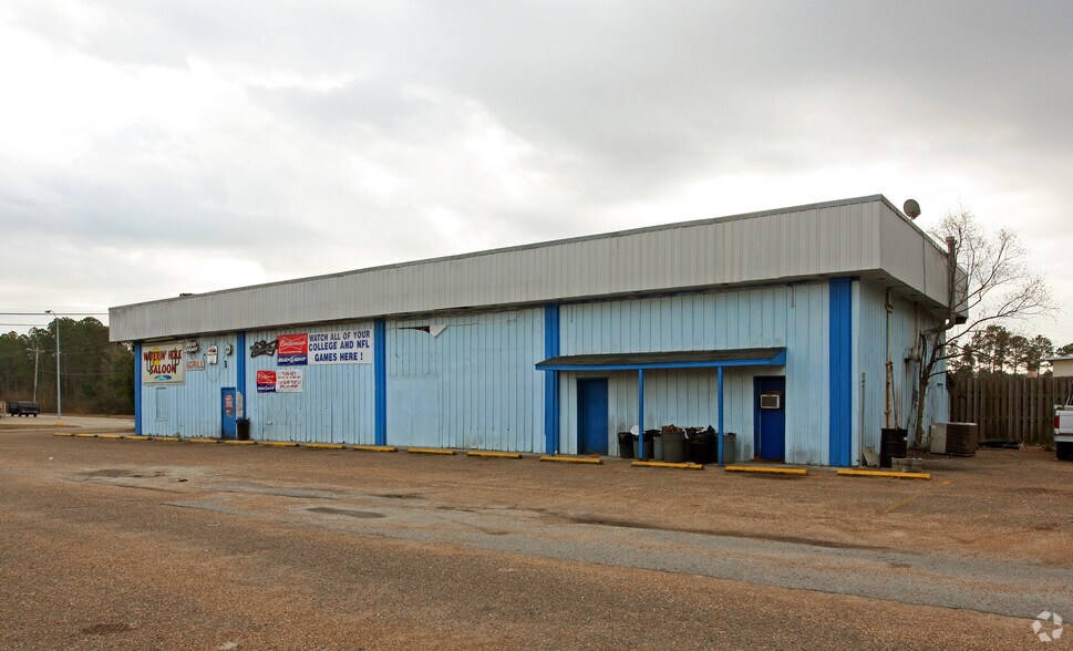 More Photos Of 3309 Gautier Vancleave Rd, Gautier Bar For Sale