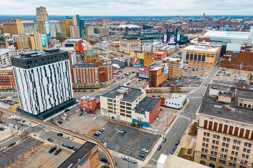 More Photos Of 440 Clinton St, Detroit Storefront Retail Office For Sale