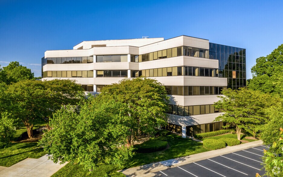 More Photos Of 5200 77 Center Dr, Charlotte Office For Lease