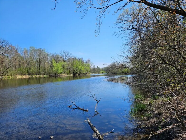 More Photos Of 2935 S Wisconsin Ave, Rice Lake Land For Sale