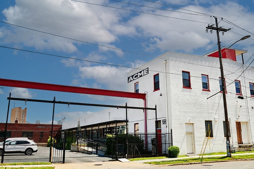 More Photos Of 1305 2nd Ave N, Birmingham Storefront Retail Office For Sale
