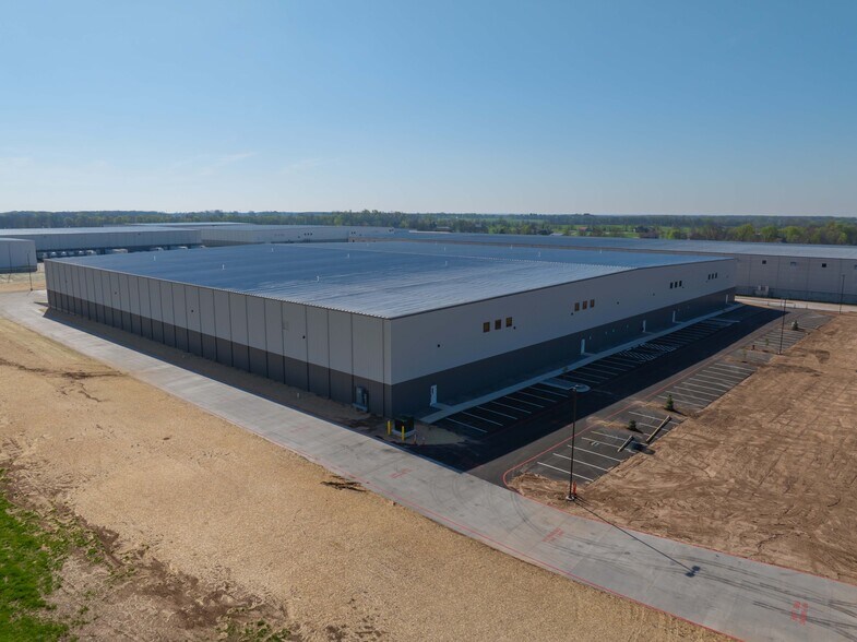More Photos Of 540 MO-125 Hwy, Strafford Industrial For Lease