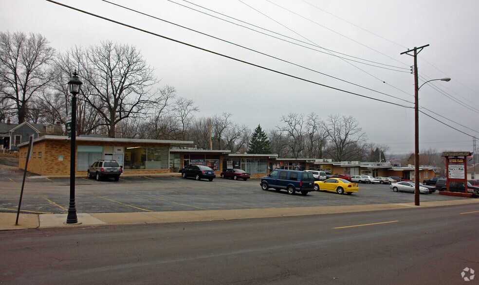 Primary Photo Of 410-490 Rue St, Florissant General Retail For Lease