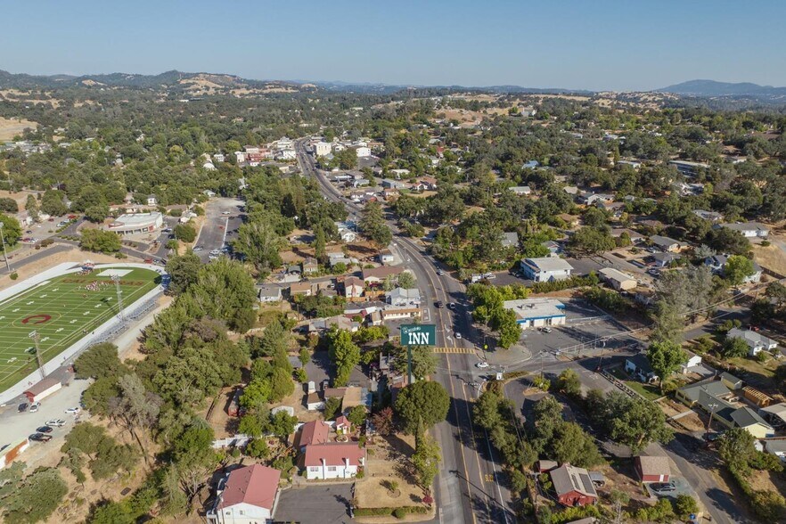 More Photos Of 306 W Saint Charles St, San Andreas Hotel For Sale