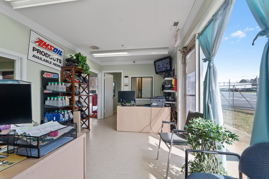 More Photos Of 7216 Hiram Douglasville Hwy, Douglasville Freestanding For Sale