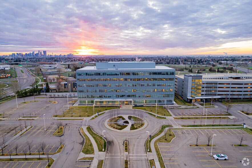More Photos Of 4820 Richard Rd SW, Calgary Office For Lease