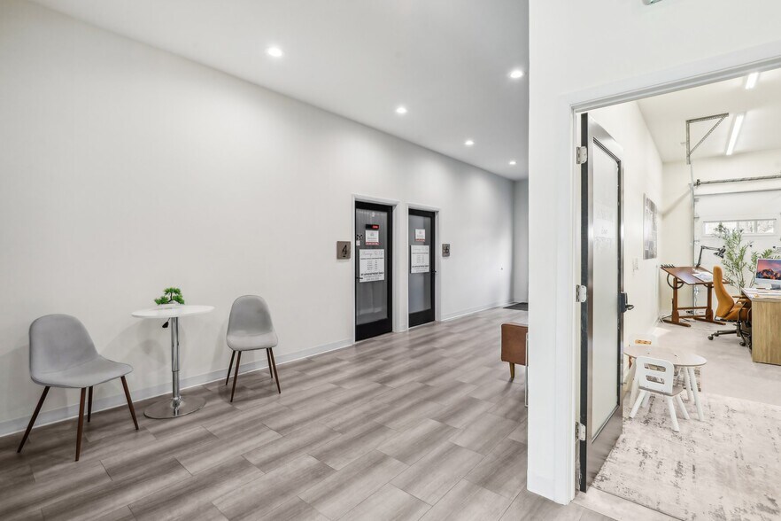 More Photos Of 613 Broadway, Wisconsin Dells Loft Creative Space For Sale